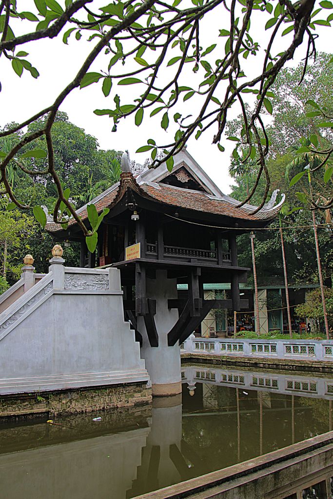One Pillar Pagoda (1)