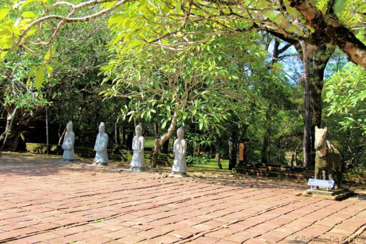 Tombe van Tu Duc (11)