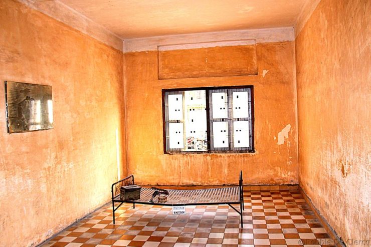 Tuol Sleng (2)