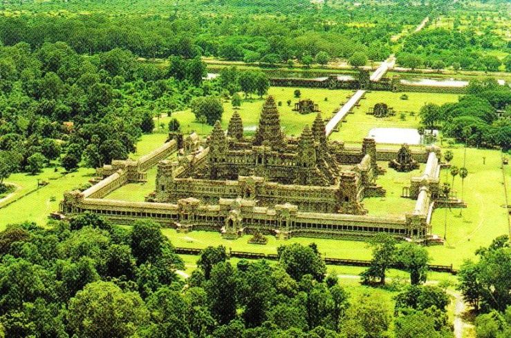 Angkor Wat 06