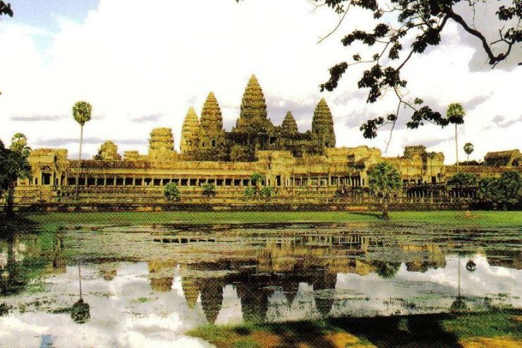 Angkor Wat 13