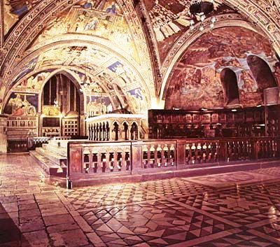 Assisi 09 (benedenkerk van de basiliek)