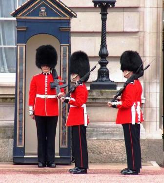 Buckingham Palace 13