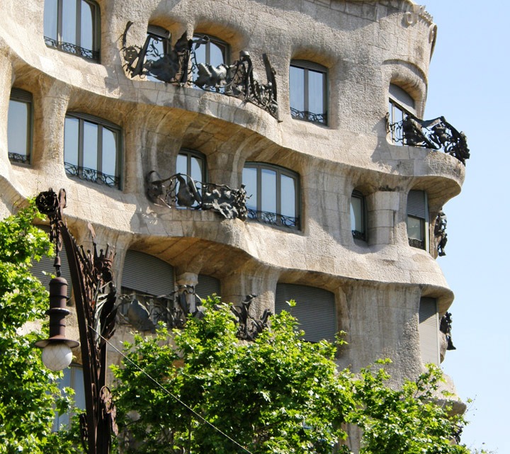 Casa Mila 04