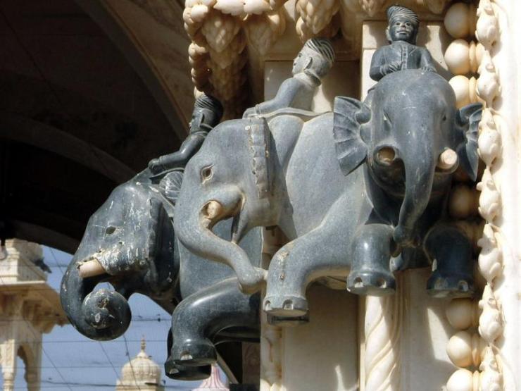 Deshnoke 10 (rattentempel)