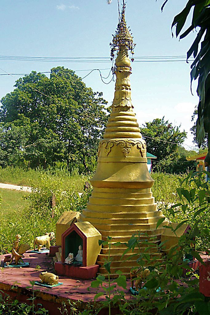 Kyaik Pun Pagode (7)