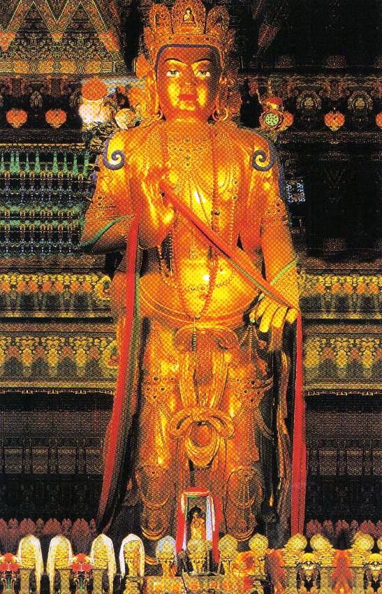 Lamatempel 05 (beeld van Maitreya Bodhisattva)