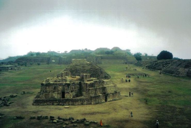 Monte Alban 02