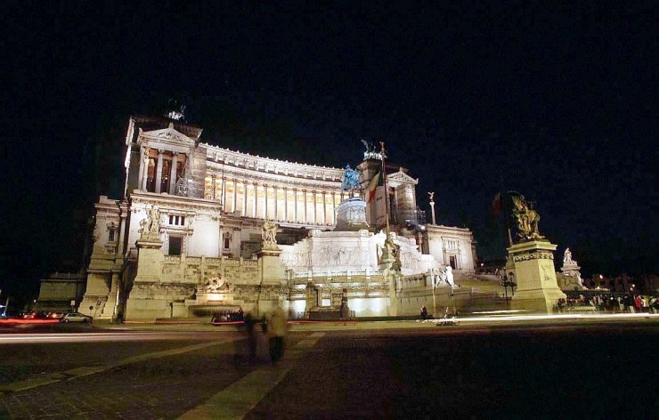 Monument voor Victor Emanuel II 01