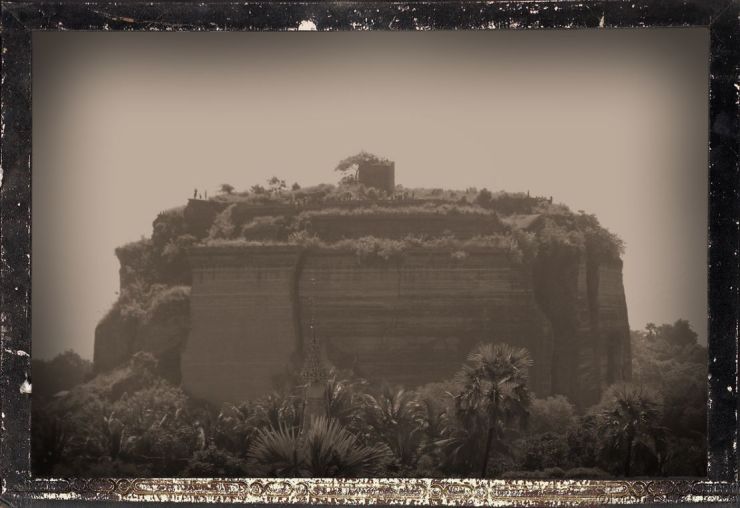 Onvoltooide obelisk (13)