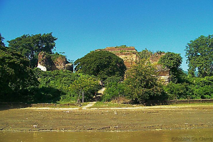 Onvoltooide obelisk (6)