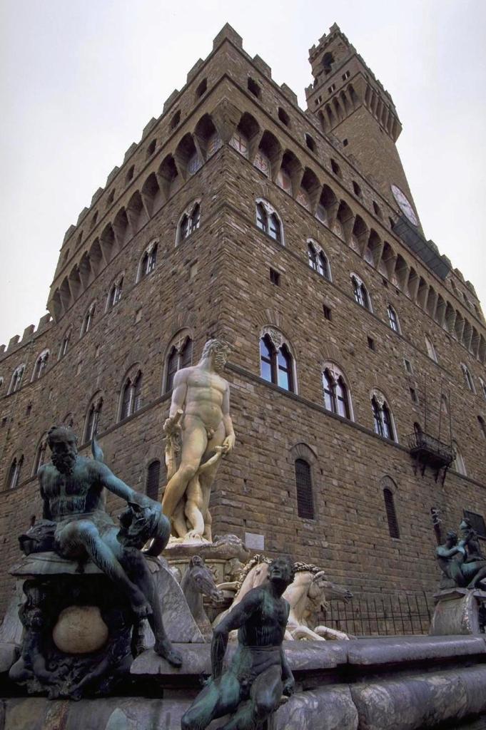 Palazzo Vecchio 03