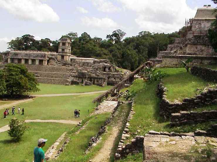 Palenque 33