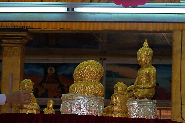 Phaung Daw U Kyaung (4)