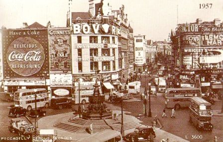 Piccadilly Circus 11