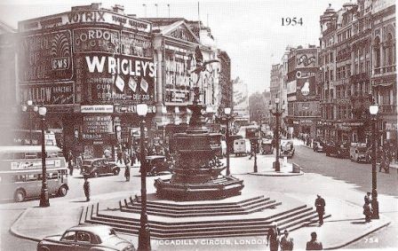 Piccadilly Circus 9