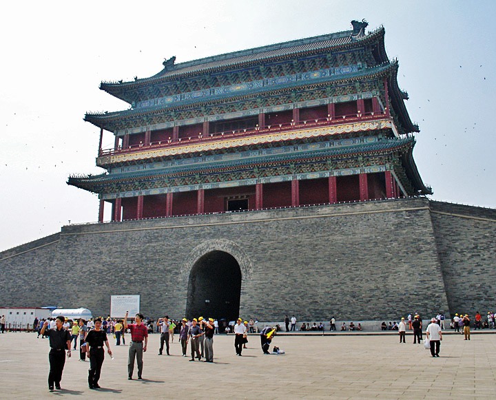 Plein van de Hemelse Vrede 10 (Tienanmentoren)