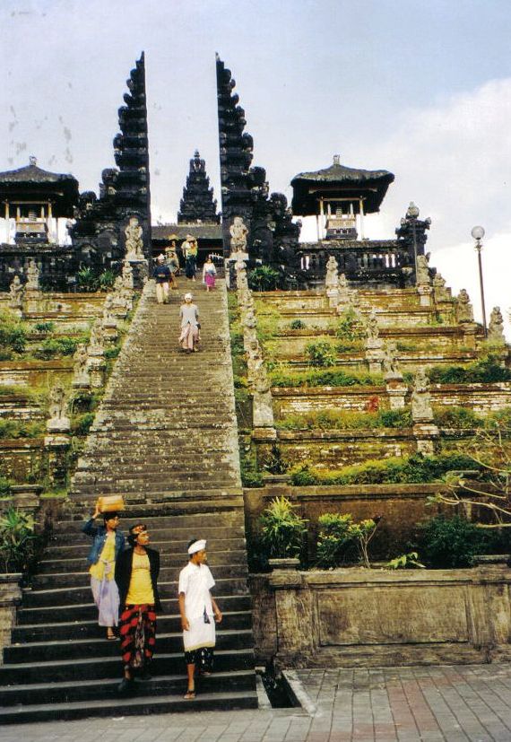 Pura Besakih 04
