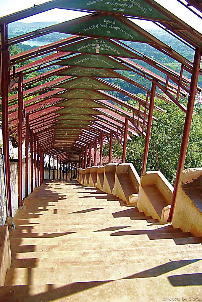 Shwe U Min-pagode (10)