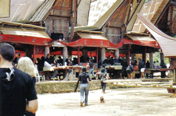 Tana Toraja 31 (begrafenisceremonie)