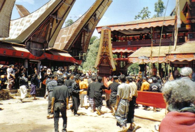 Tana Toraja 37 (begrafenisceremonie)