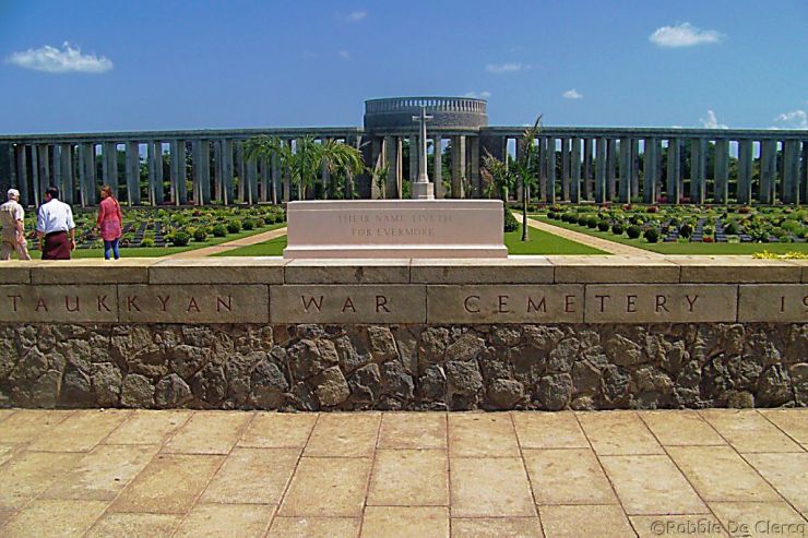 Taukkyan War Cemetery (1)