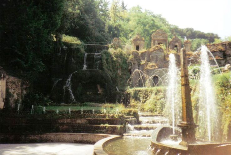 Tivoli 07 (Villa d'Este - Fontein van klein Rome)