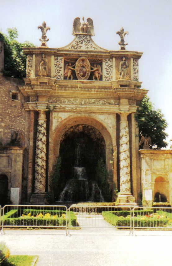 Tivoli 10 (Villa d'Este - Fontein van Draghi)