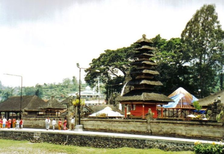 Ulun Danu-tempel 01