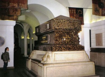 Westminster Abbey 37 (tombe van Arthur Wellington)