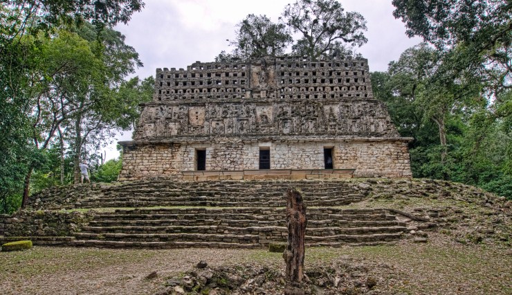 Yaxchilan 10