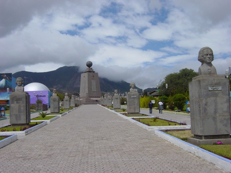 La Mitad del Mundo (17)