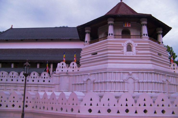 Tempel van de Tand (1)