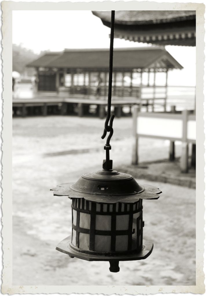 itsukushima-shrine-24