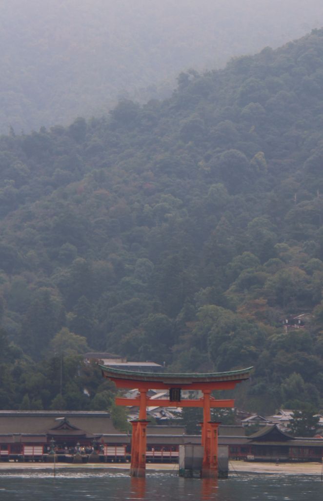 itsukushima-shrine-4