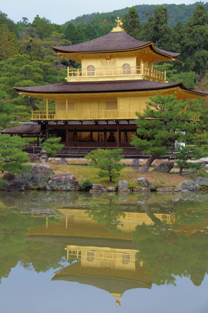 kinkaku-ji-temple-11