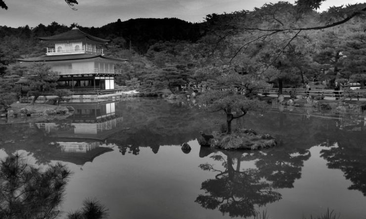 kinkaku-ji-temple-16